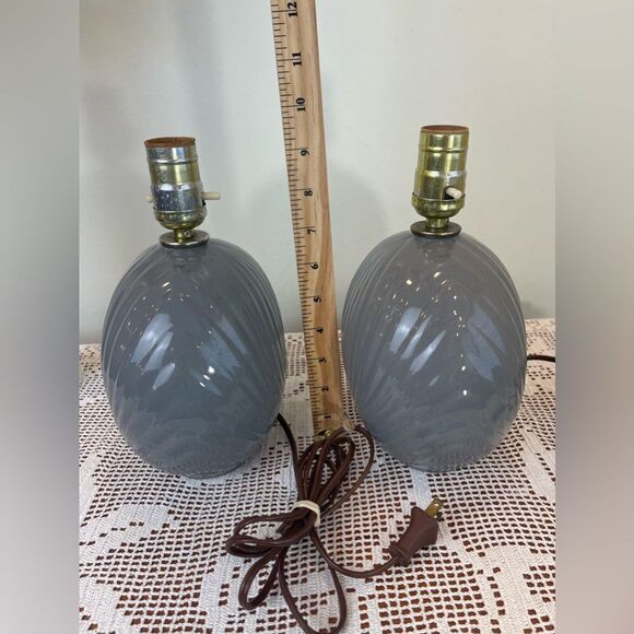 Vintage ceramic seashell textured gray table lamps | Lamp no.1 of the 2 lamps - Picture 7 of 13